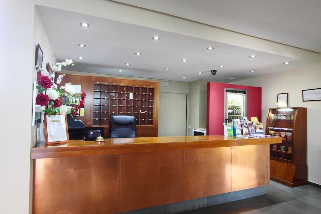 Hotel Rambla Бенидорм Екстериор снимка