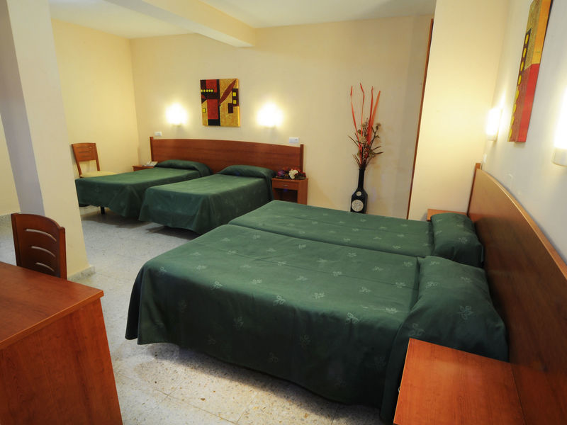 Hotel Rambla Бенидорм Екстериор снимка