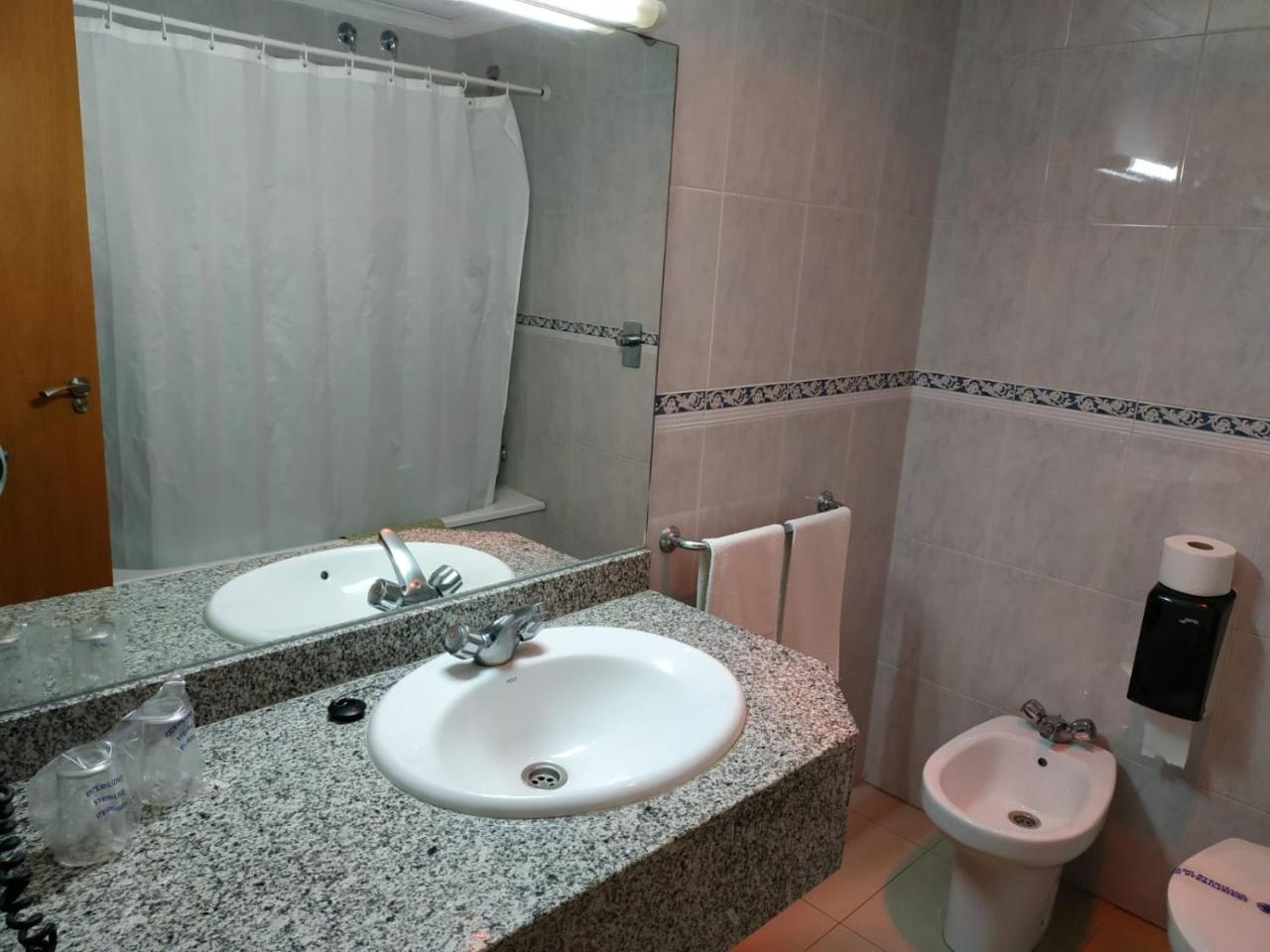 Hotel Rambla Бенидорм Екстериор снимка